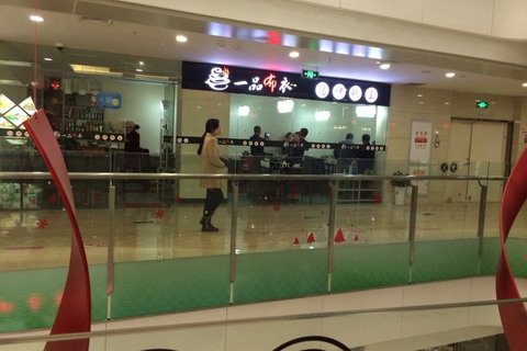 3d布衣图_一品布衣人均消费